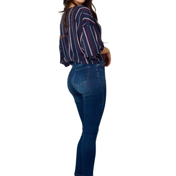 WOMEN'S FRONT TIE STRIPES TOP - Picture 2 of 3